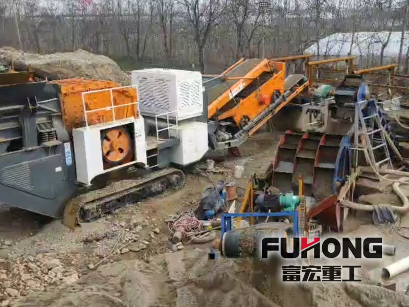 移動(dòng)破碎站廠家案例現(xiàn)場